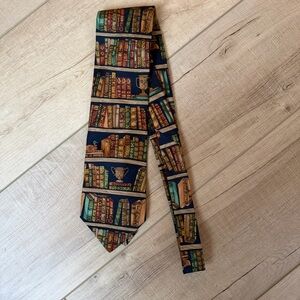 VTG Alynn Neckwear "Ex Libris" Bookshelf Pattern 100% Silk Neck Tie Made in USA